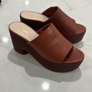 Sarto wedge size 9.5